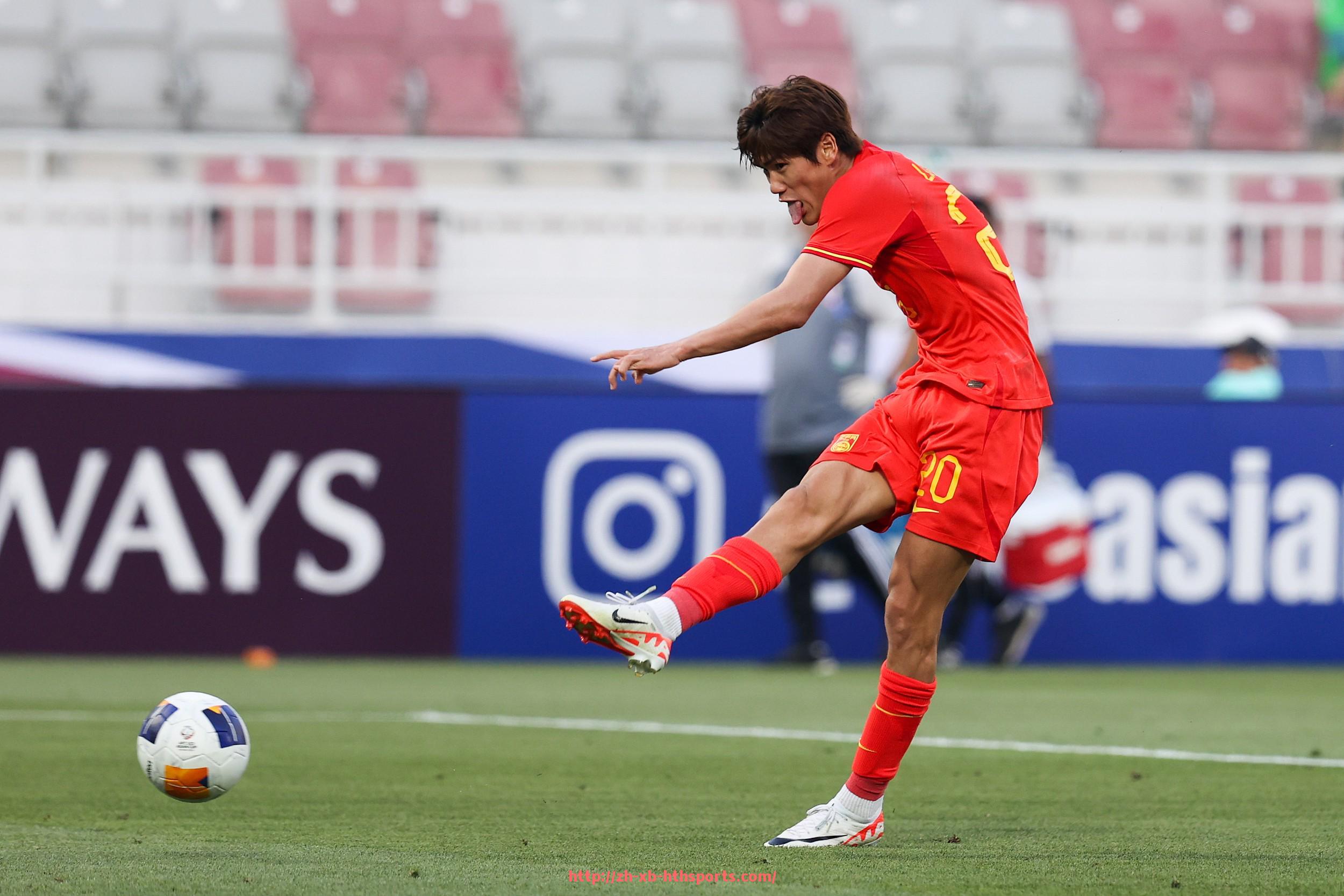 华体会hth登录入口-上海上港中超联赛球票购买渠道及看台分布